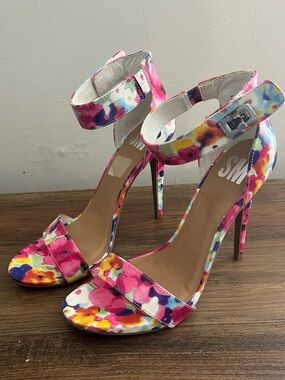 Steve Madden Bring Floral Ankle Strap Heels Size 9